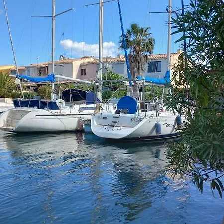 Apartament Petite Marina, Terrasse, Veranda, Pied Dans L'eau Agde