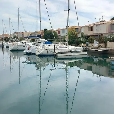Petite Marina, Terrasse, Veranda, Pied Dans L'eau Agde